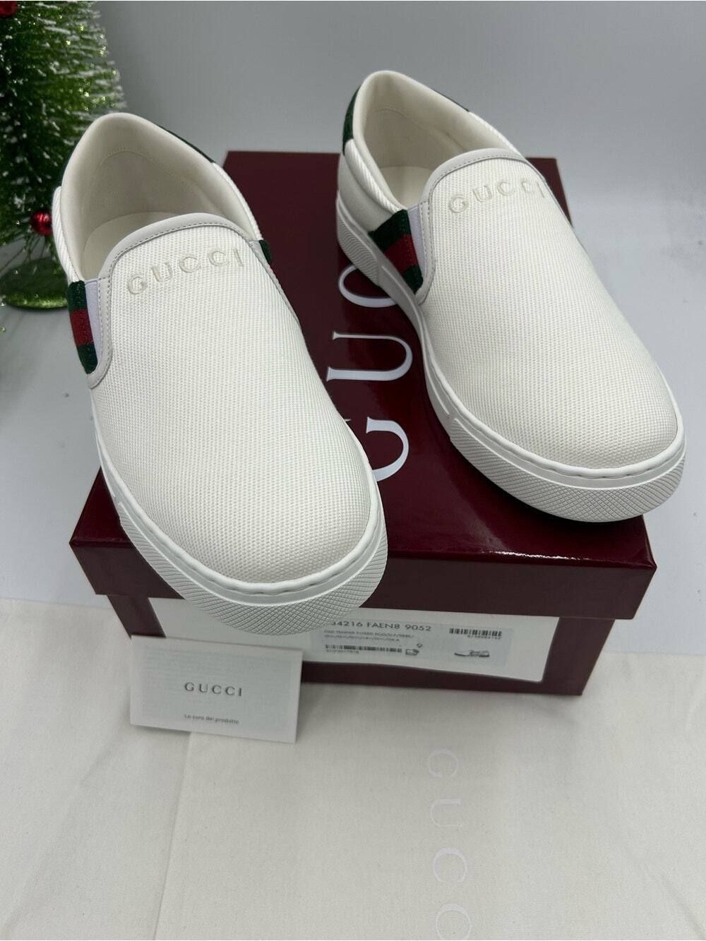 Men's Gucci ace canvas slip on sneakers size 9, fits 9.5 US made in Italy